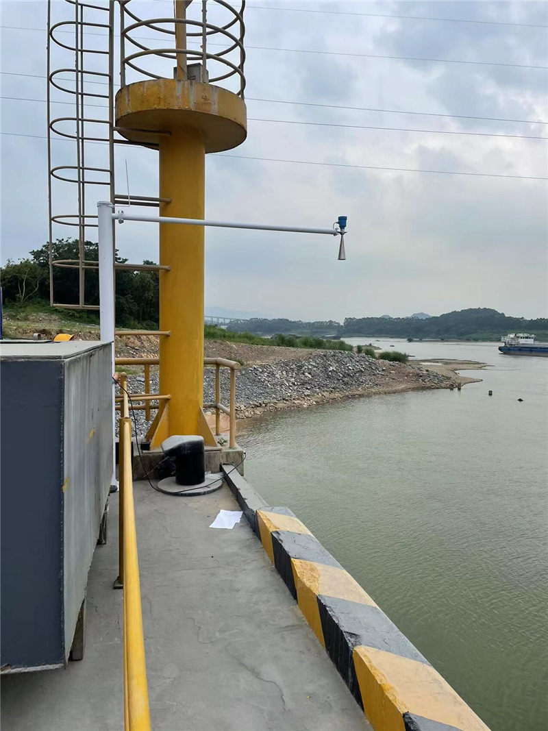 雷達(dá)水位站.jpg